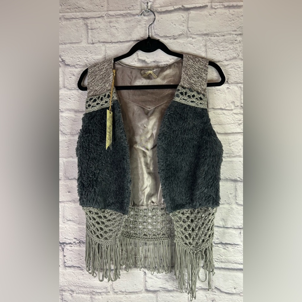Gimmicks by BKE Faux Fur Vest - New With Tags
